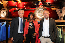 Pirelli открывает в Милане магазин. Pirelli открывает в Милане магазин.