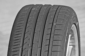 Falken Azenis FK 453