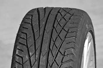 GT Radial Champiro HPX 