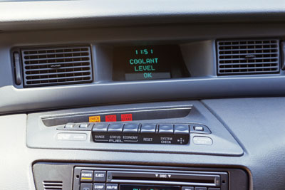 Проверьте радиатор и охлаждающую жидкость