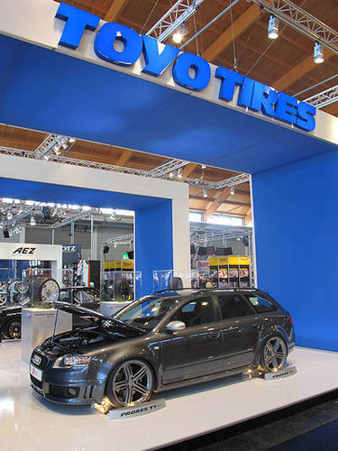 Юбилей Toyo Tires на выставке «Мир тюнинга».