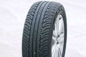 Kumho Ecsta S PT KU 31 