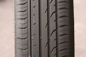 Continental Premium Contact 2