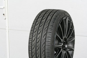 Pirelli P Zero Nero