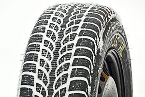 Bridgestone Blizzak LM-32