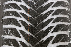 Goodyear Ultragrip 8