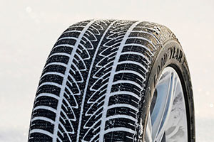 Goodyear UltraGrip 8 Performance