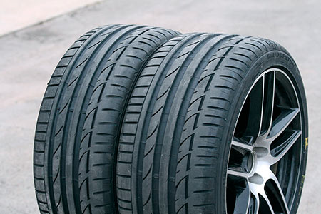 Bridgestone Potenza S001