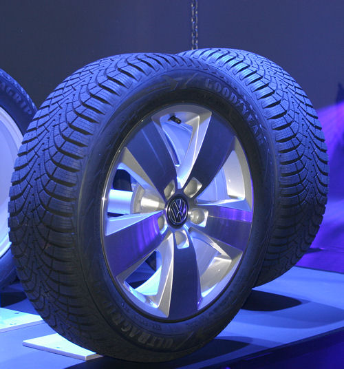 Goodyear  Ultra Grip 9