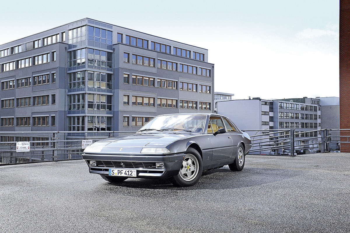Ferrari 412