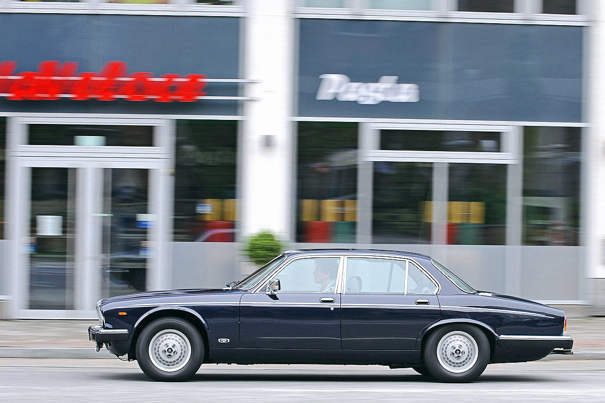 Jaguar XJ Daimler Double Six