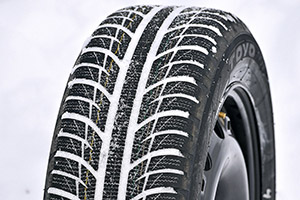 Toyo Snowprox S943