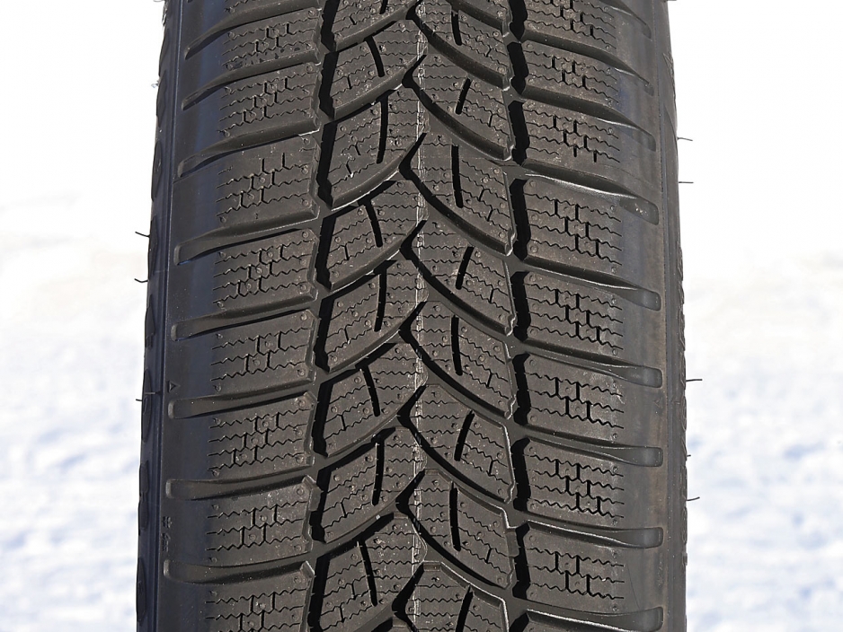 FIRESTONE WINTERHAWK 3 88T