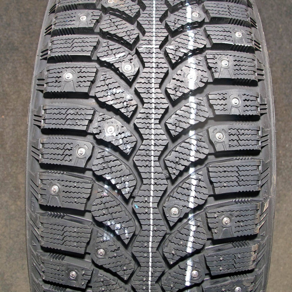 Bridgestone Blizzak Spike-01