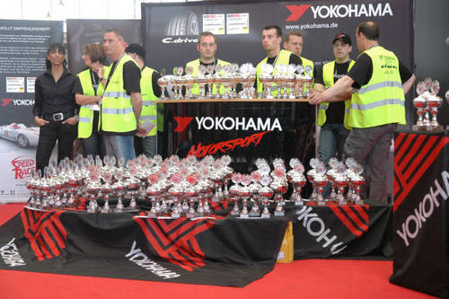 Yokohama на выставке Tuning World