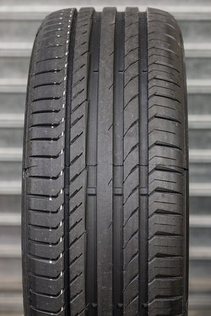 Continental SportContact 5 P