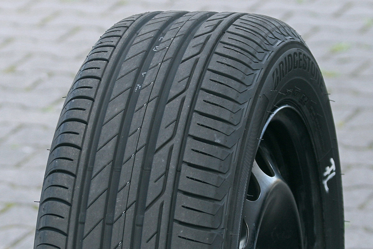 Bridgestone Turanza T001