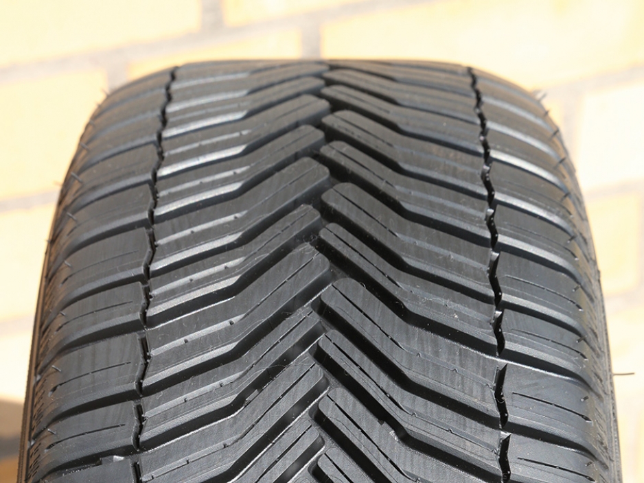 MICHELIN CROSS CLIMATE (всесезонная)