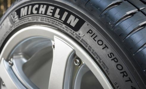Michelin Pilot Super Sport 4